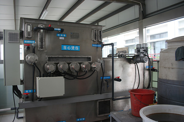 ��Uˮ̎��һ�w����ԇ�b��